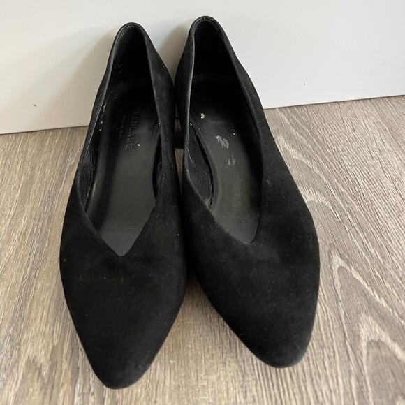 Everlane Suede V Heel Pump Leather Almond Toe Minimalist - Picture 3 of 7